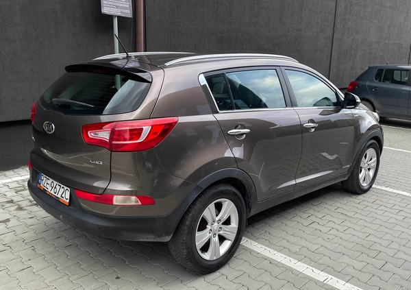 Kia Sportage cena 43900 przebieg: 219110, rok produkcji 2012 z Rzeszów małe 596